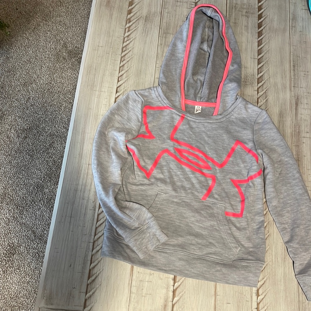 Under armour sweatshirt